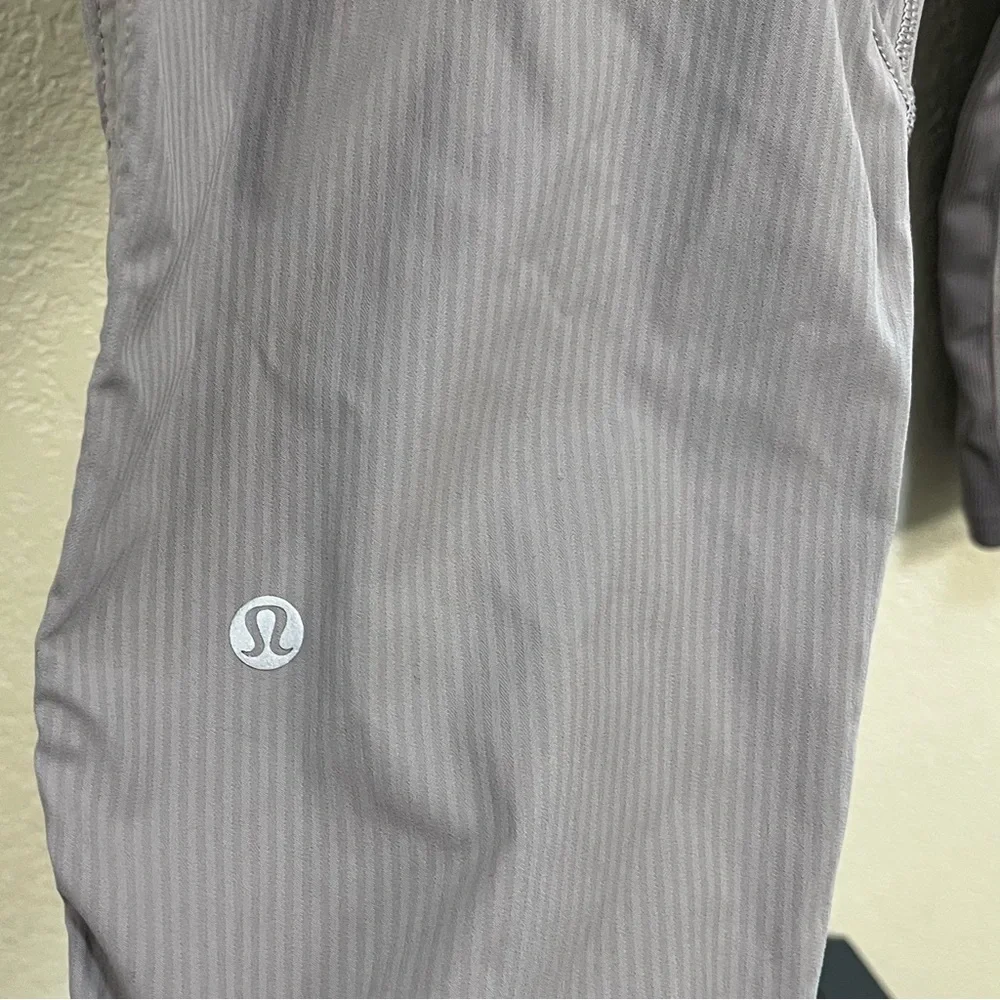Lululemon Gray Dance Studio Crop Pants - Picture 9 of 11